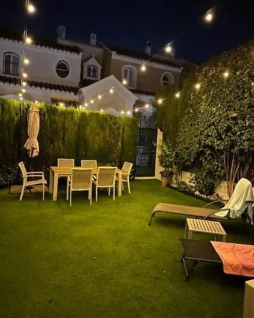 Casa Del Pueblo * Marbella